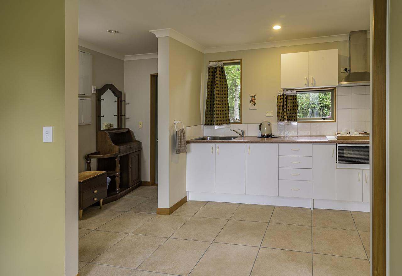 Shamrock Garden B&B Airport Christchurch Bagian luar foto