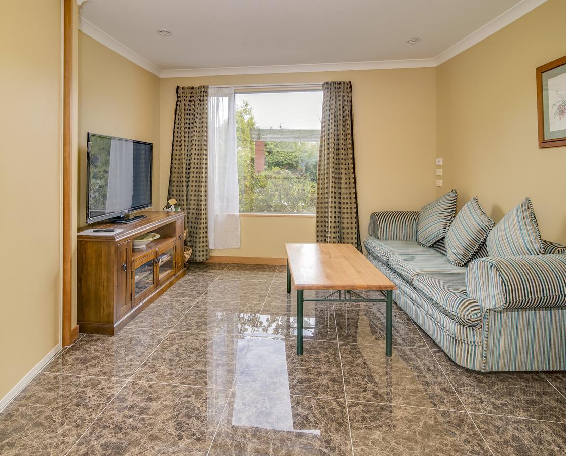 Shamrock Garden B&B Airport Christchurch Bagian luar foto