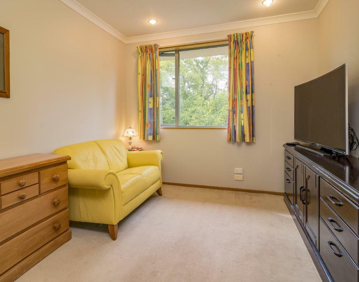 Shamrock Garden B&B Airport Christchurch Bagian luar foto